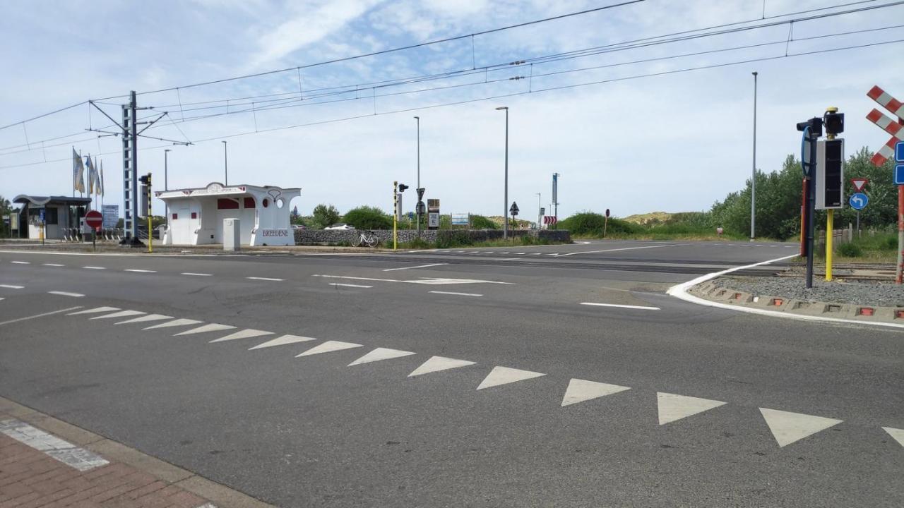 Blutsyde Promenade Encanto Lägenhet Bredene Exteriör bild